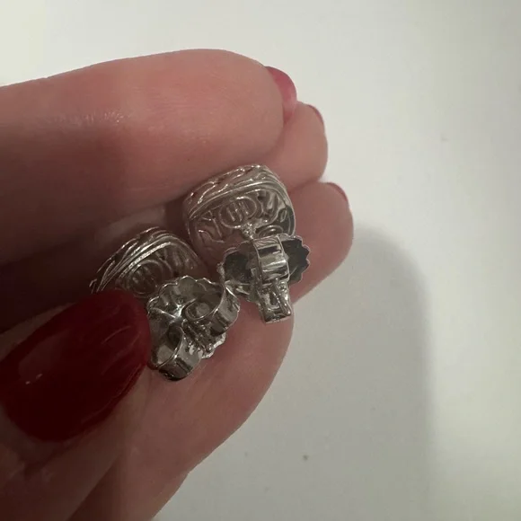 John Hardy Classic Chain Silver and Black Sapphire Earrings - Picture 7 of 9